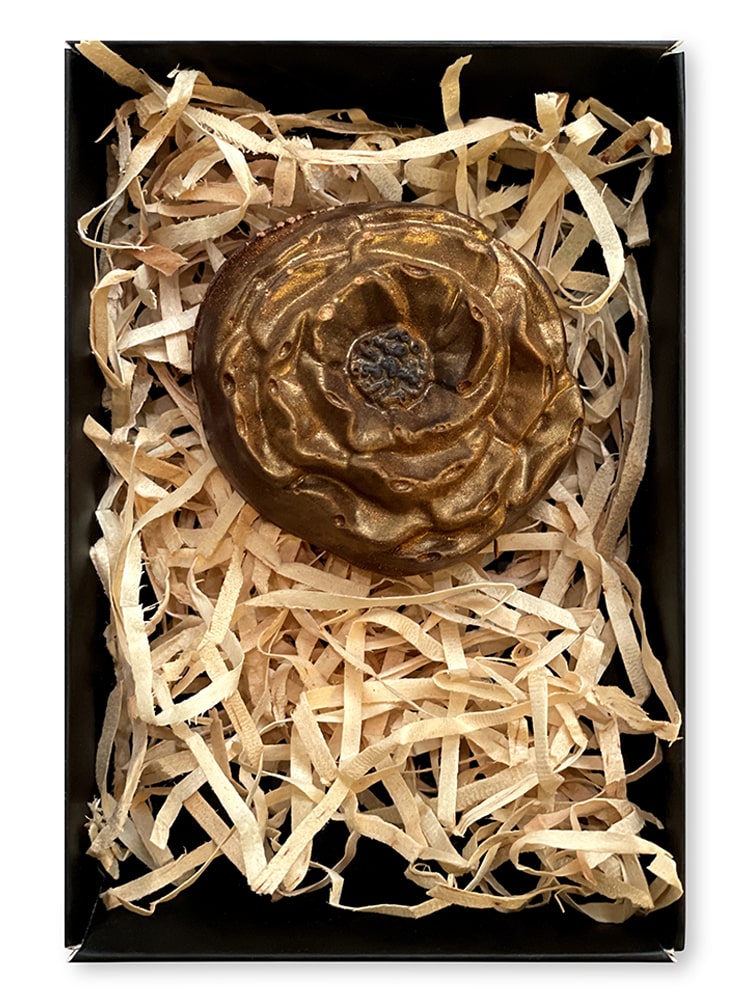 Flower - Pion - Dark or Milk Chocolate