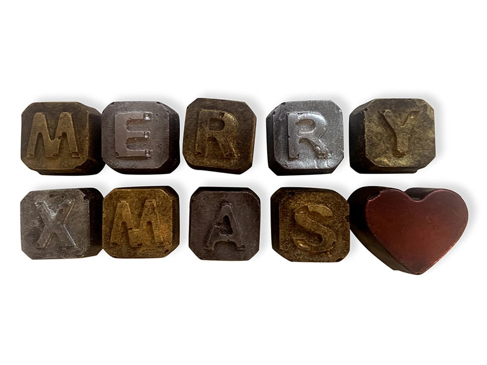 MerryXmas-Chocolate-Heart.jpg